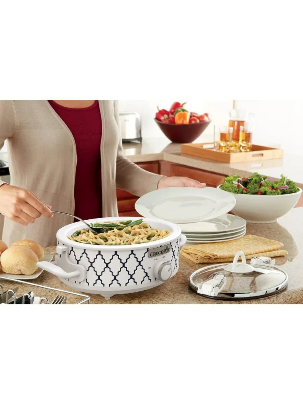 Compact 2.5 Quart Slow Cooker - White/Blue Casserole, Perfect for Quick Meals!